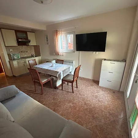Apartment Strk Sukošan